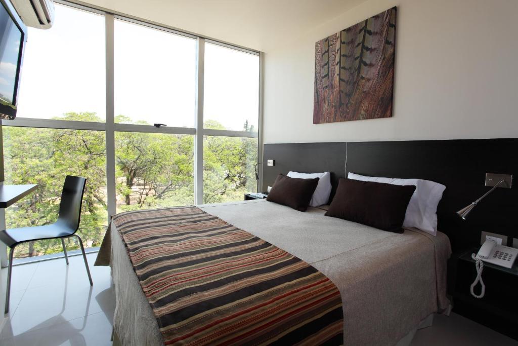 Niyat Urban Hotel เรซิสเตนเซีย ห้อง รูปภาพ