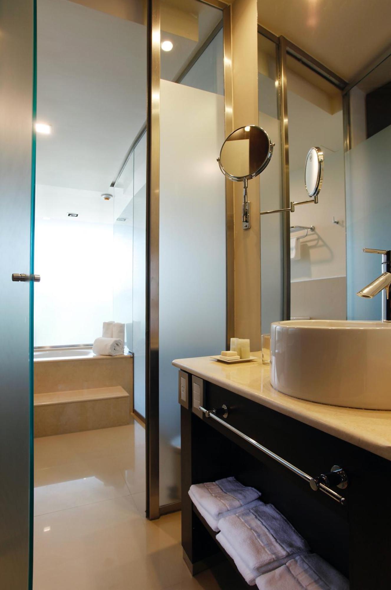 Niyat Urban Hotel เรซิสเตนเซีย ภายนอก รูปภาพ