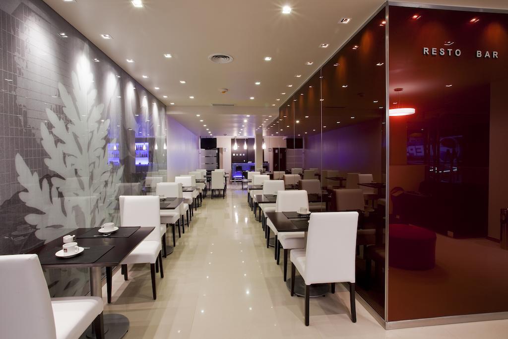 Niyat Urban Hotel เรซิสเตนเซีย ภายนอก รูปภาพ