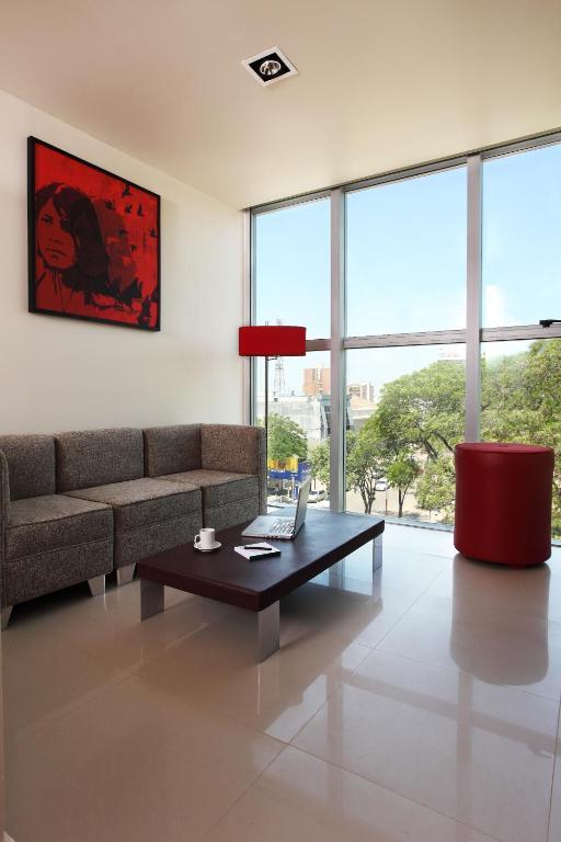 Niyat Urban Hotel เรซิสเตนเซีย ห้อง รูปภาพ